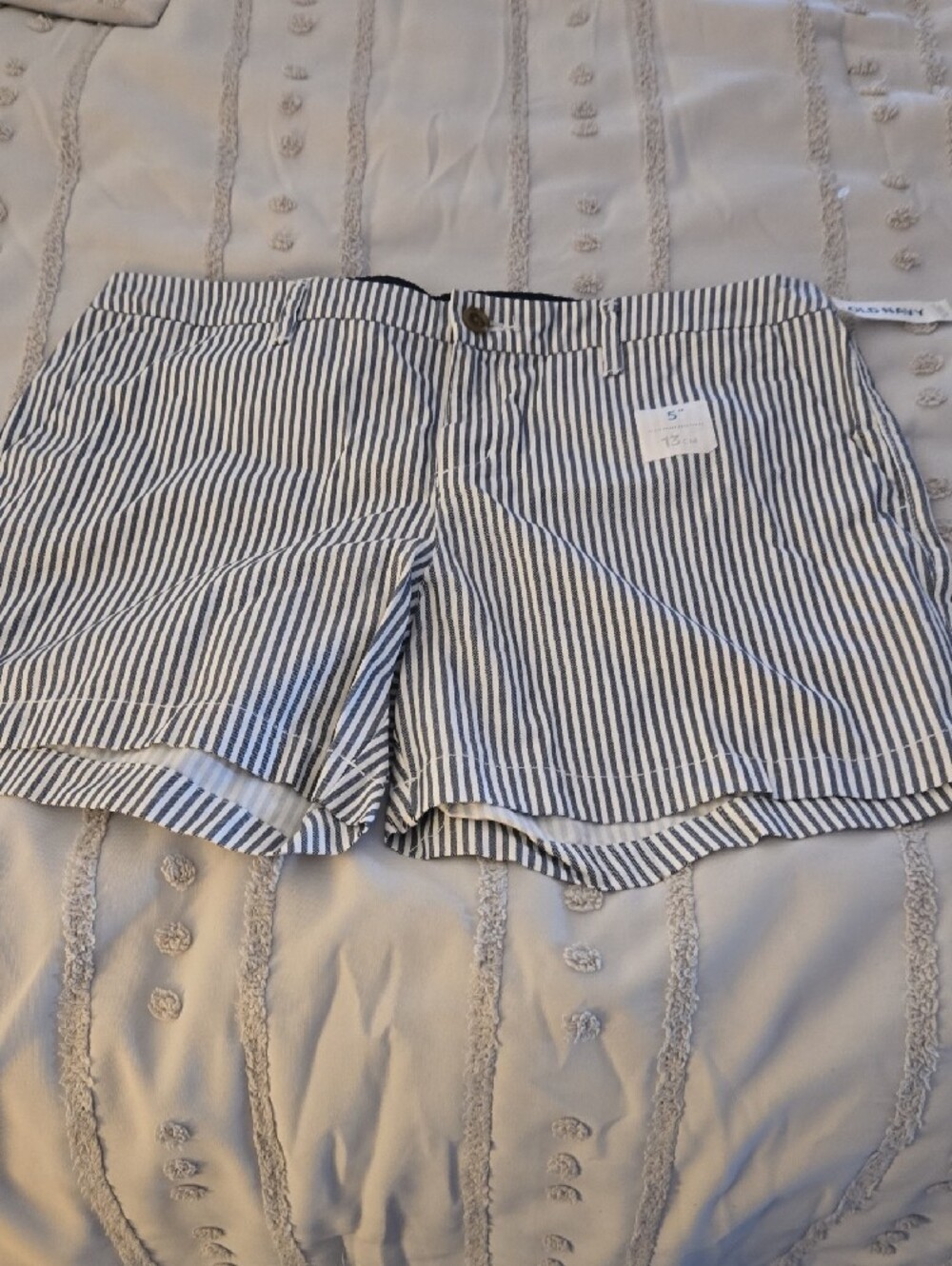 Old Navy Navy & White Vertical Stripe Everyday Shorts - Picture 5 of 7